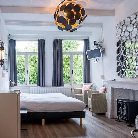 Hotel Urban Dreams 2*